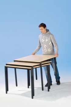ST88-V0 | Stapelbarer Tisch, Vollkernplatte - Höhe 52 cm