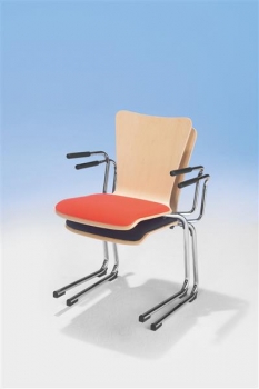 Stahlstuhl Modell 1 mit Sitzschale Dora