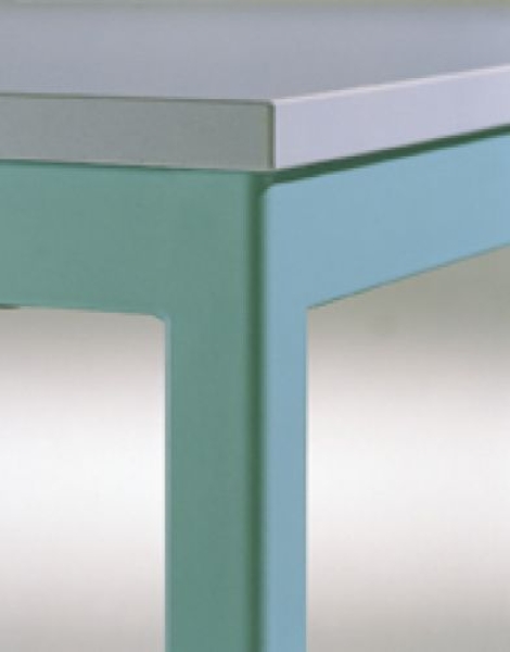 Ti 1 | Quadrat-Tische mit Quadratprofilfüßen